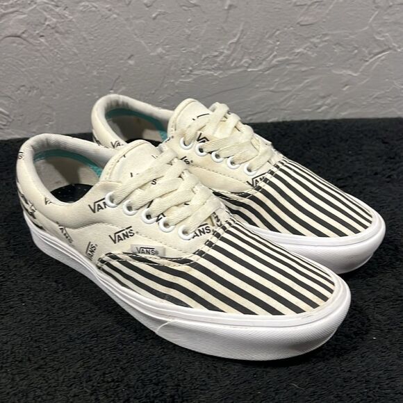 🔥🔥 VANS Comfycush ERA Black/Cream Skate Sneakers Women Sz 8 / Men Sz 6.5 - EUC - Picture 3 of 12